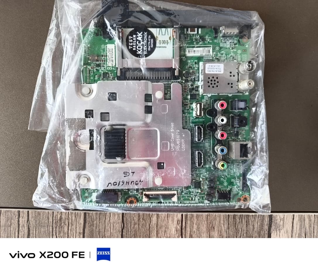 49UH610V