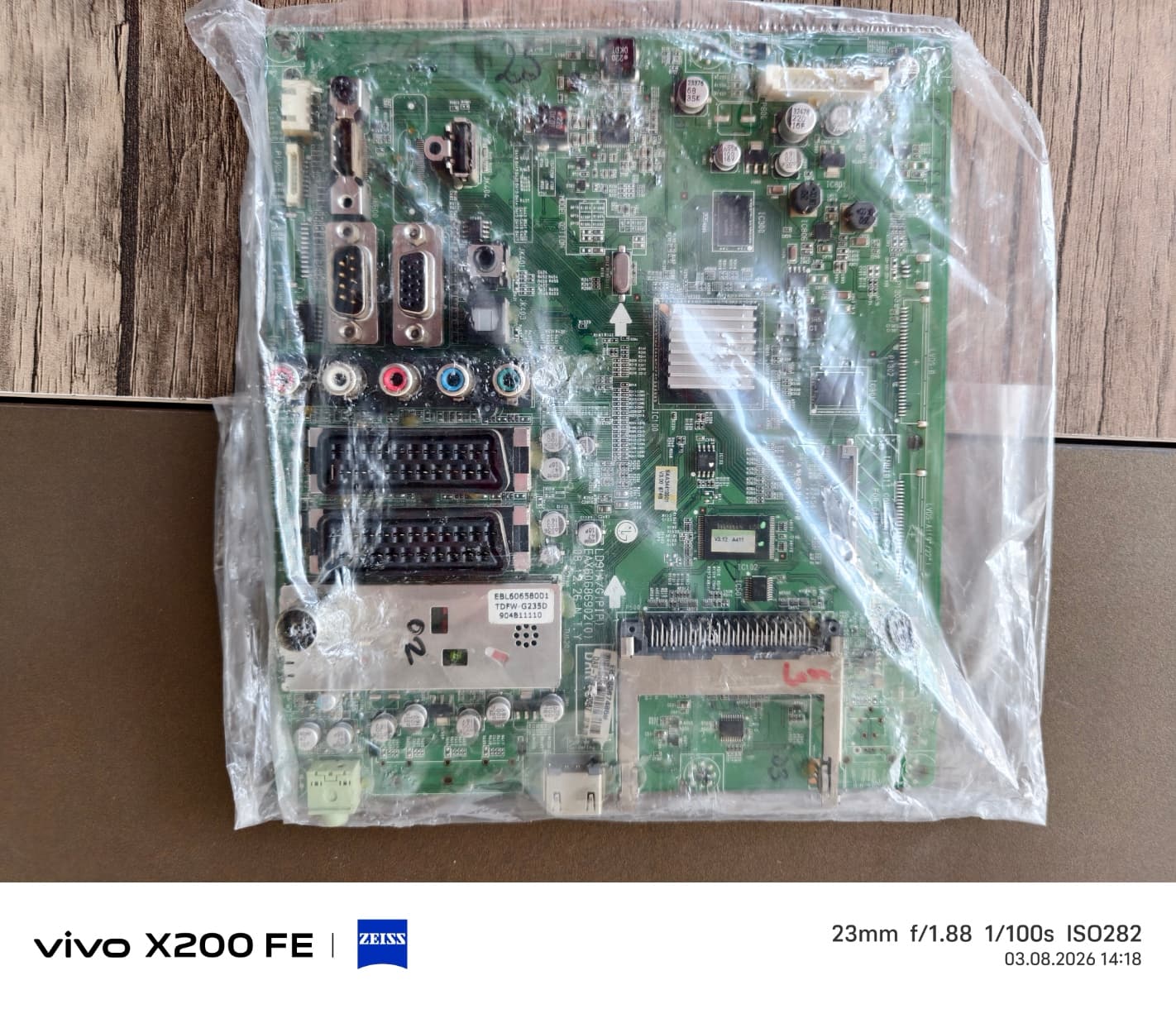 42LF2500